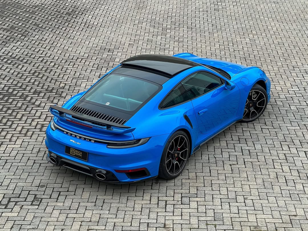 Porsche 911 Azul - Vista traseira